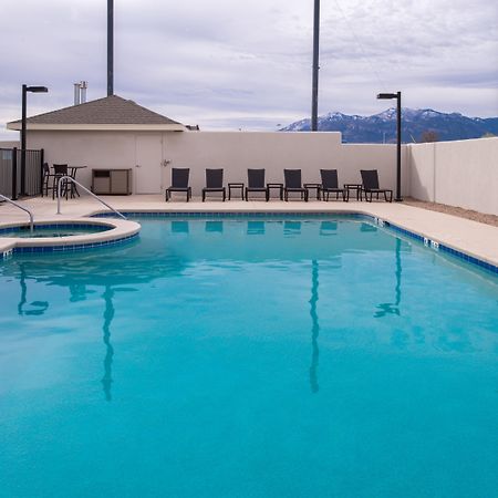 Holiday Inn Express Sierra Vista By Ihg Exterior photo