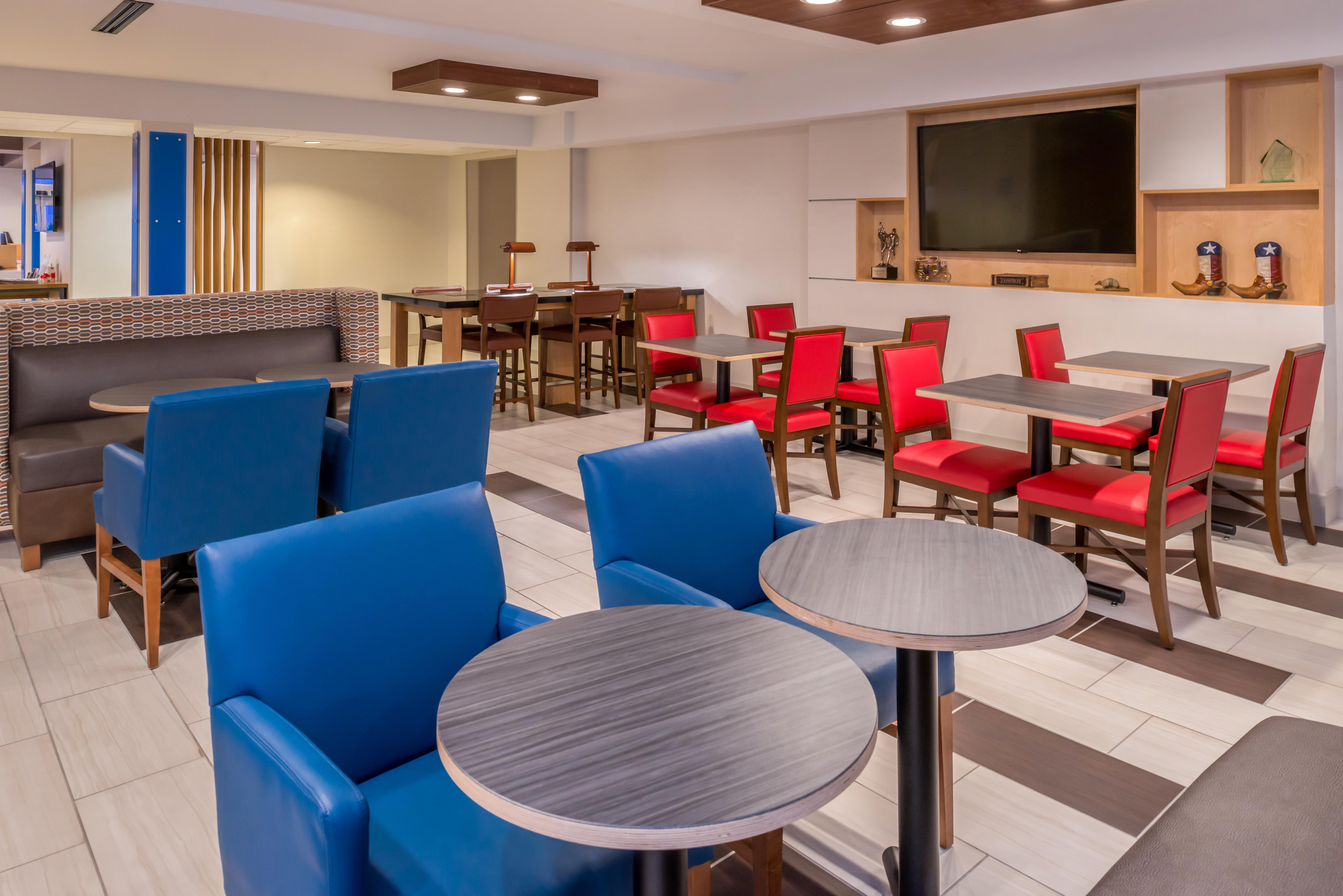 Holiday Inn Express Sierra Vista By Ihg Exterior photo