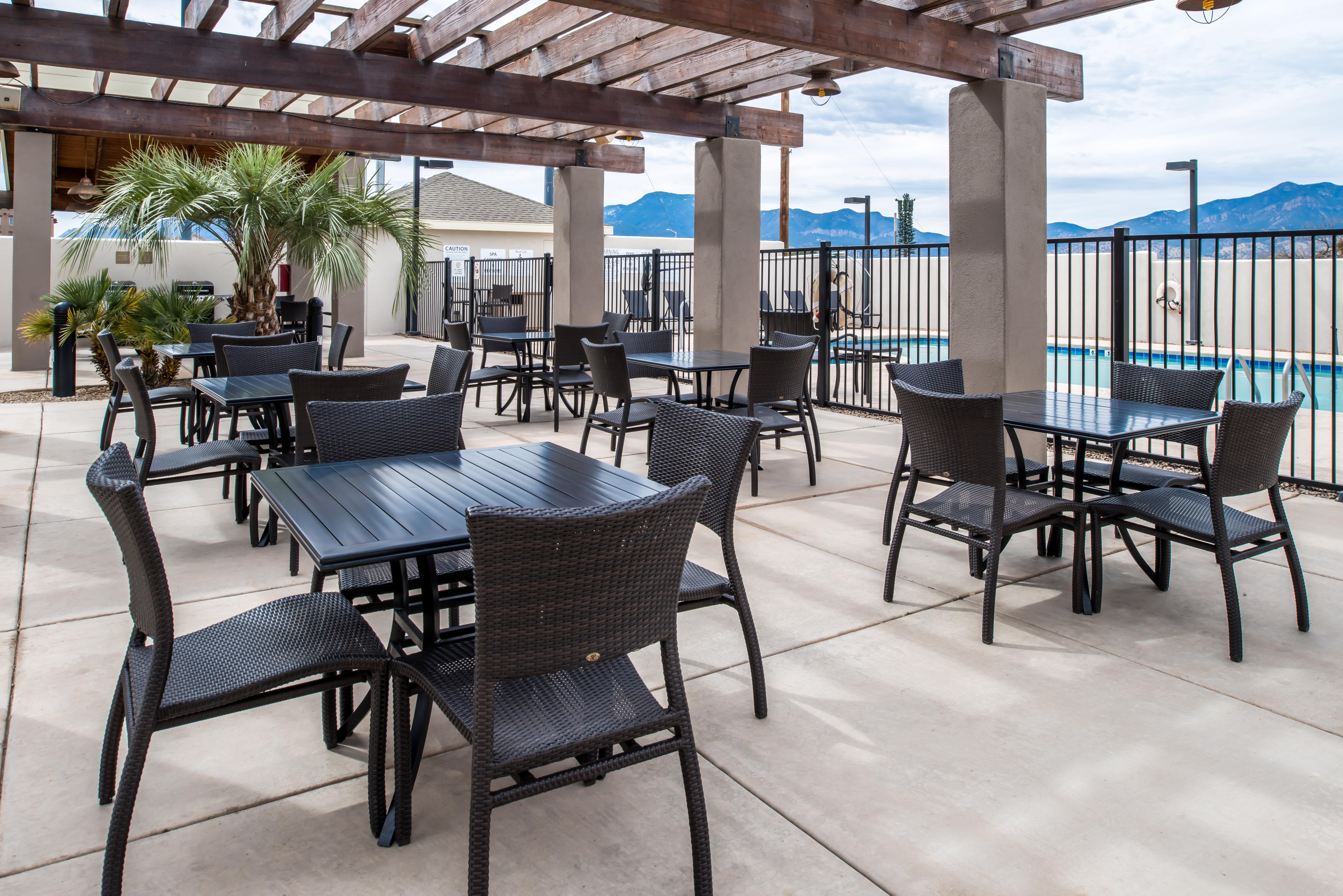 Holiday Inn Express Sierra Vista By Ihg Exterior photo