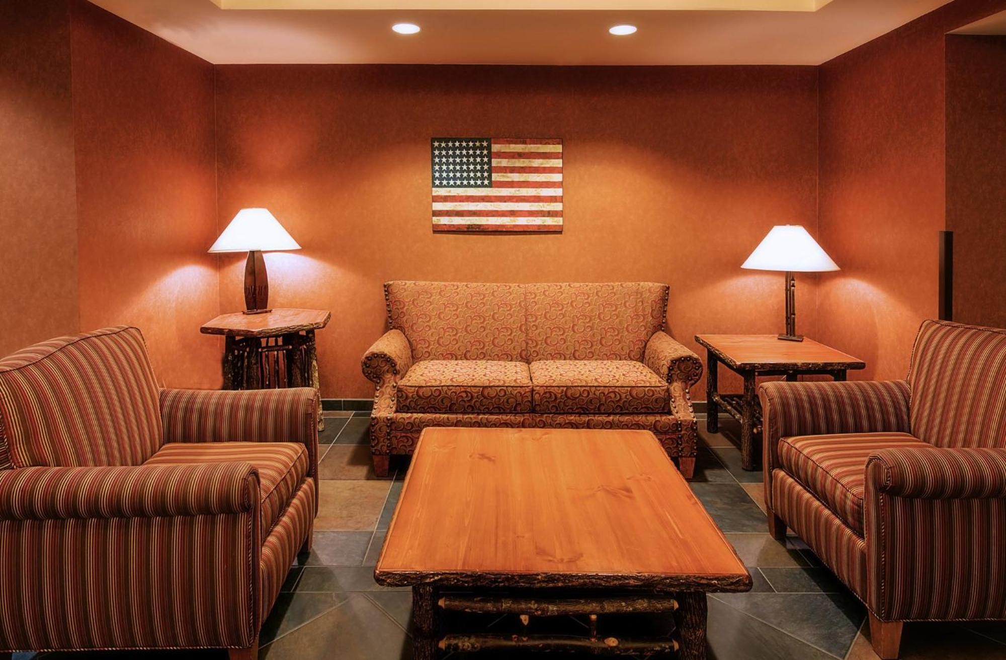 Holiday Inn Express Sierra Vista By Ihg Exterior photo