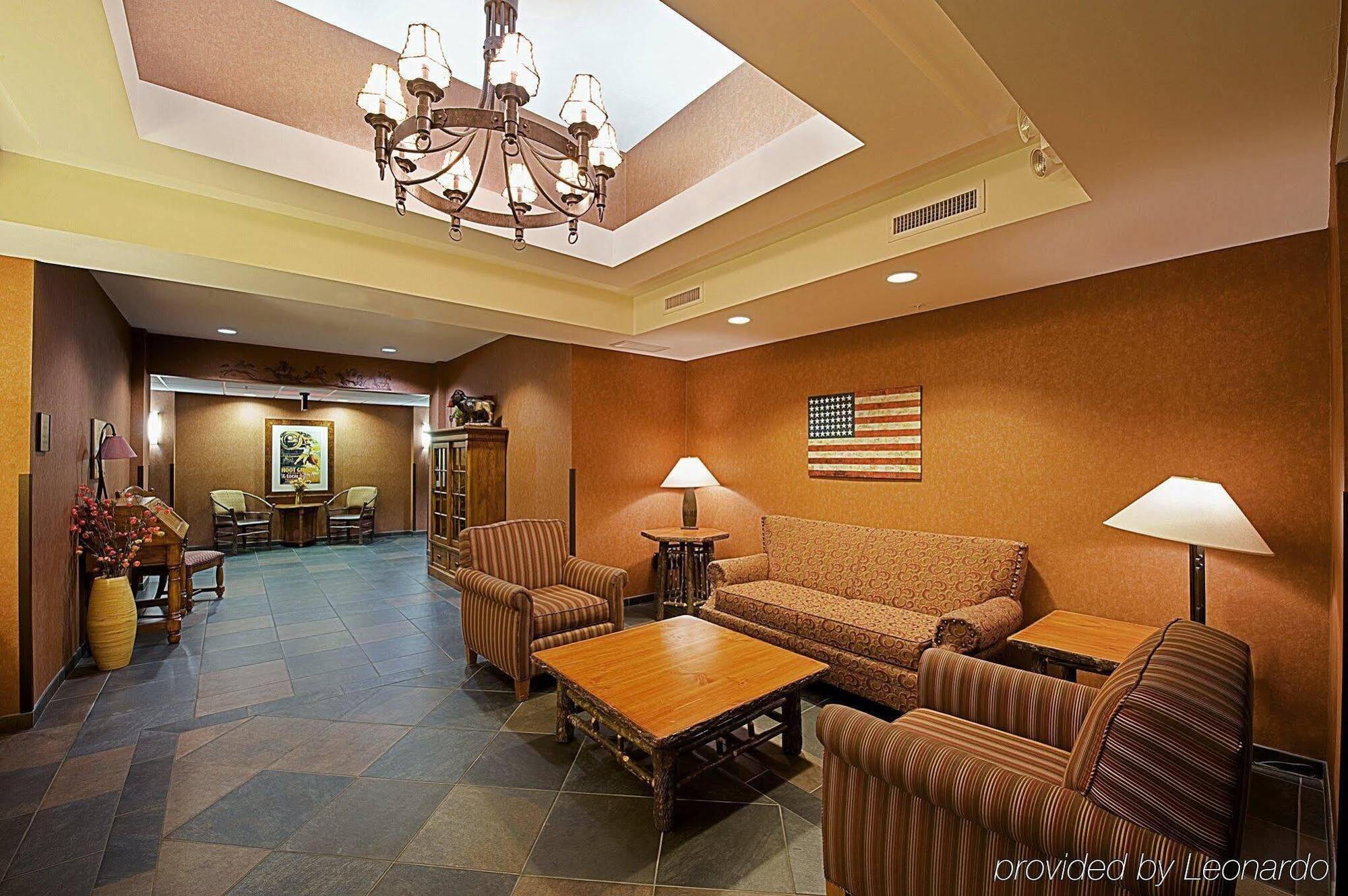 Holiday Inn Express Sierra Vista By Ihg Exterior photo